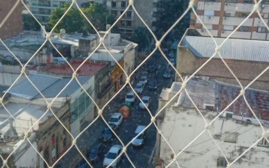 Av. Pellegrini 1282 Piso 7