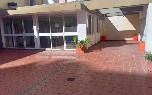 Av. Pellegrini 1282 Piso 7