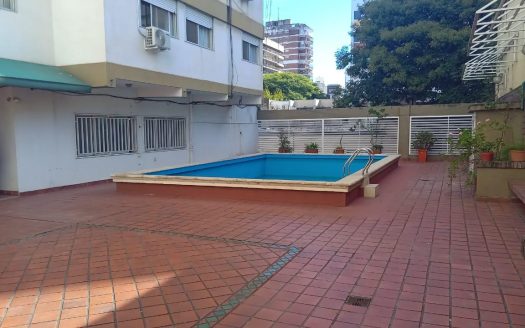 Av. Pellegrini 1282 Piso 7