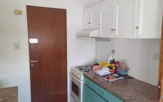 Av. Pellegrini 1282 Piso 7