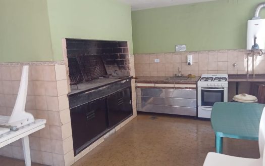 Av. Pellegrini 1282 Piso 7