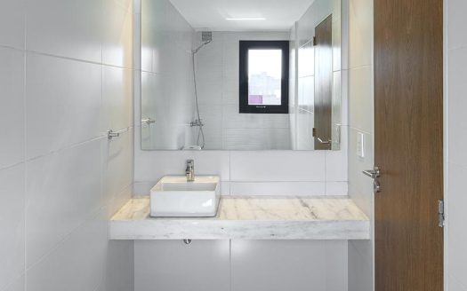 Sarmiento 1225 10/11 02