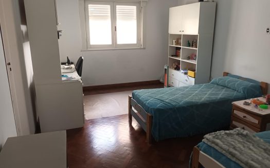 Laprida al 1200